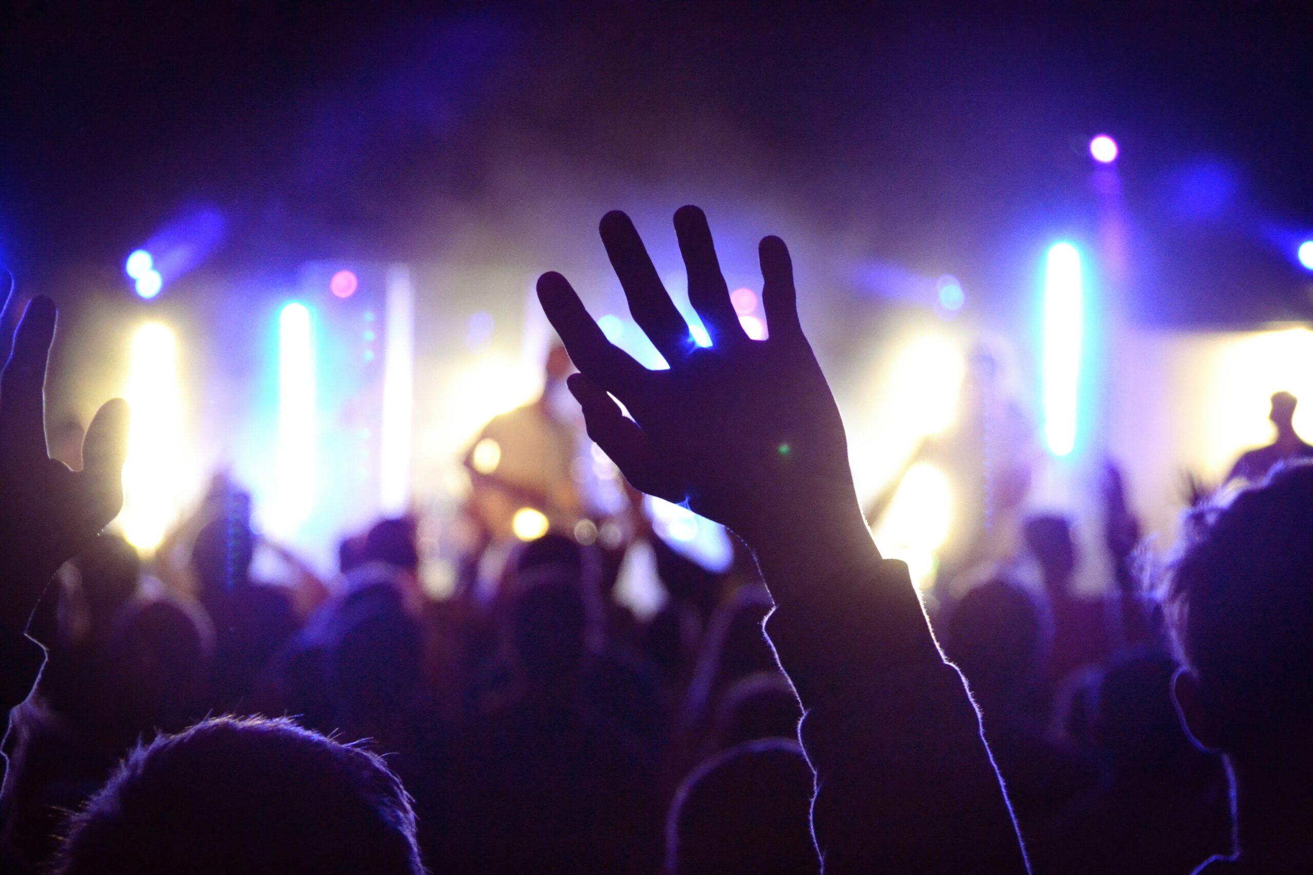 The Power of Worship: Exploring Contemporary Worship Songs Lyrics